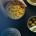 Como o vácuo contribui para a conservação dos alimentos?